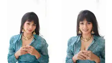 फ्रेंच बैंग्स के साथ तानिशा मुखर्जी का एथनिक अवतार बना फैशन टॉक ऑफ द टाउन